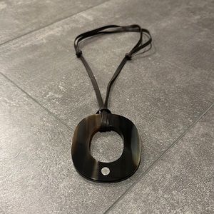 Authentic BNIB Hermés Buffalo Horn Pendant Necklace
